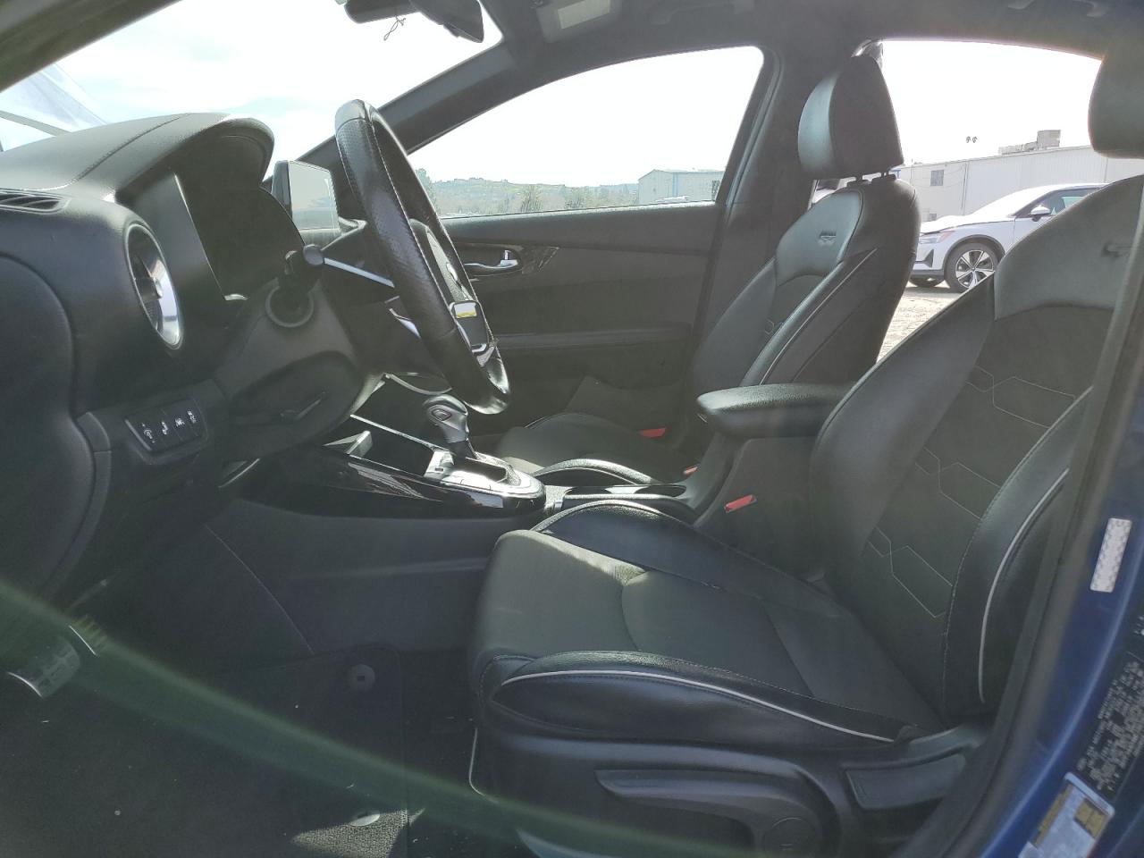 2021 Kia Forte - Image 7