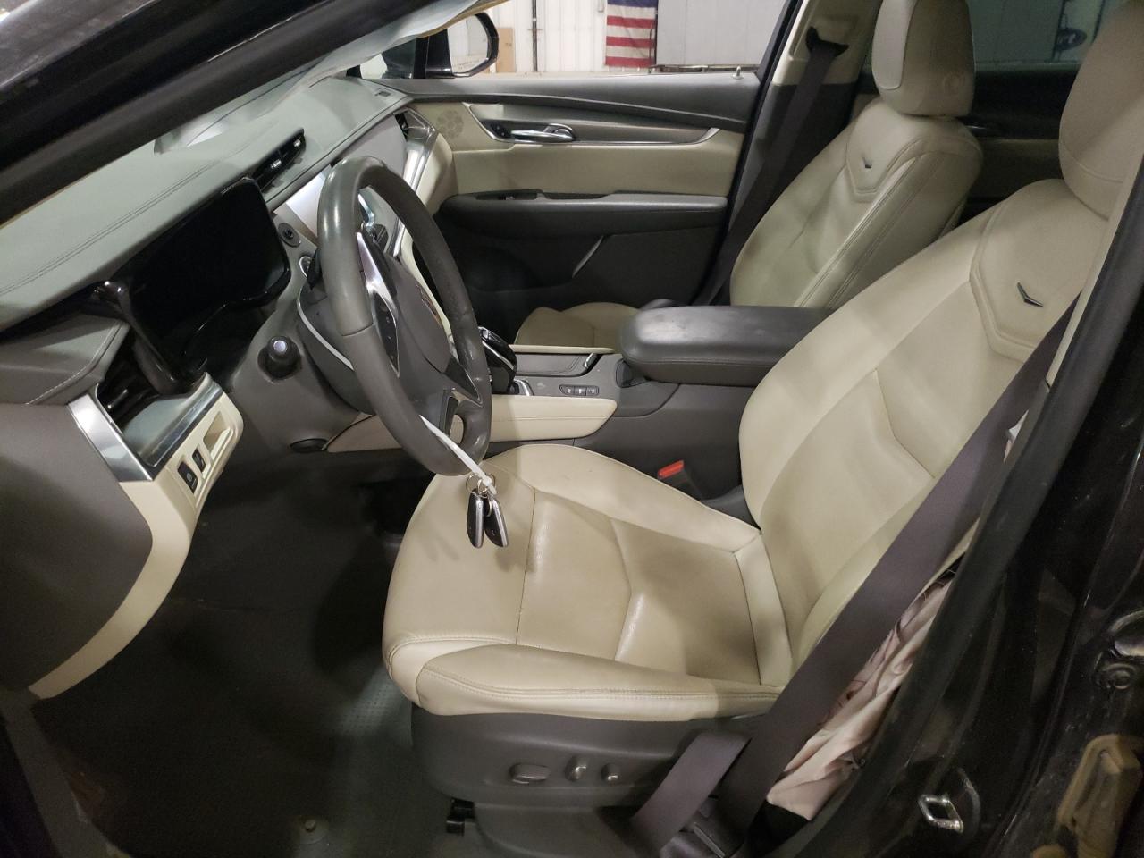 2019 Cadillac XT5 - Image 7