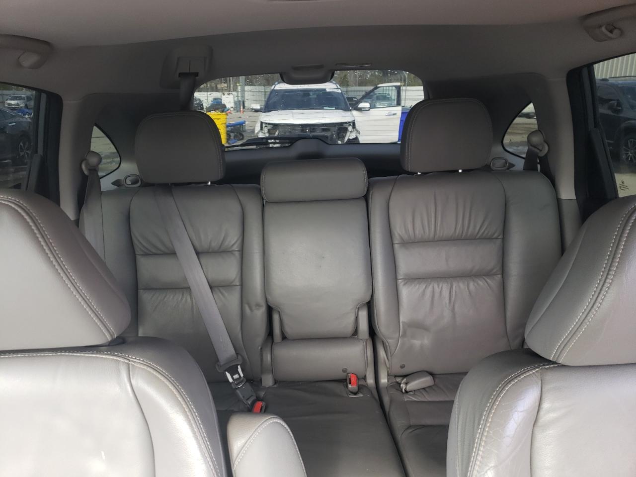2010 Honda CR-V - Image 10