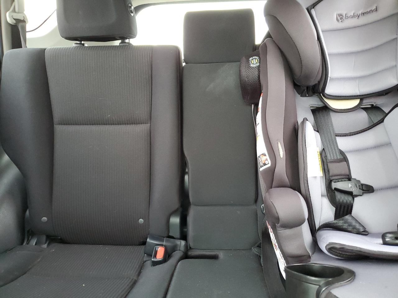 2018 Toyota RAV 4 - Image 10