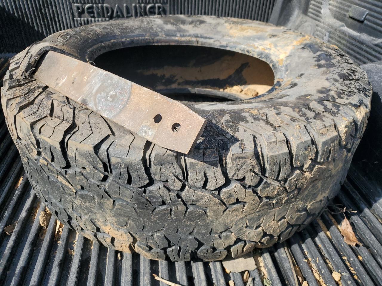 2001 Ford F-150 - Image 12