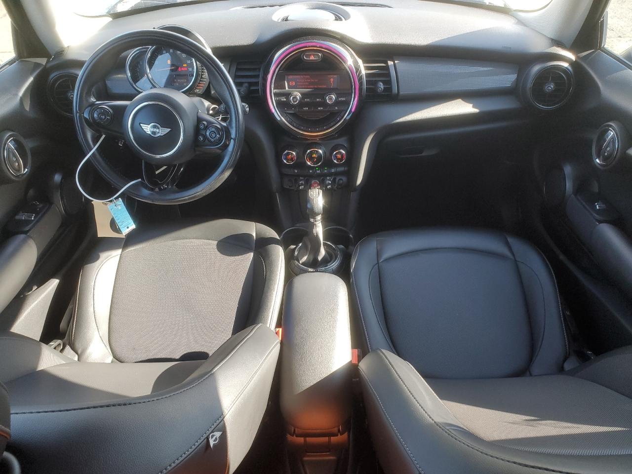 2015 MINI Cooper - Image 8