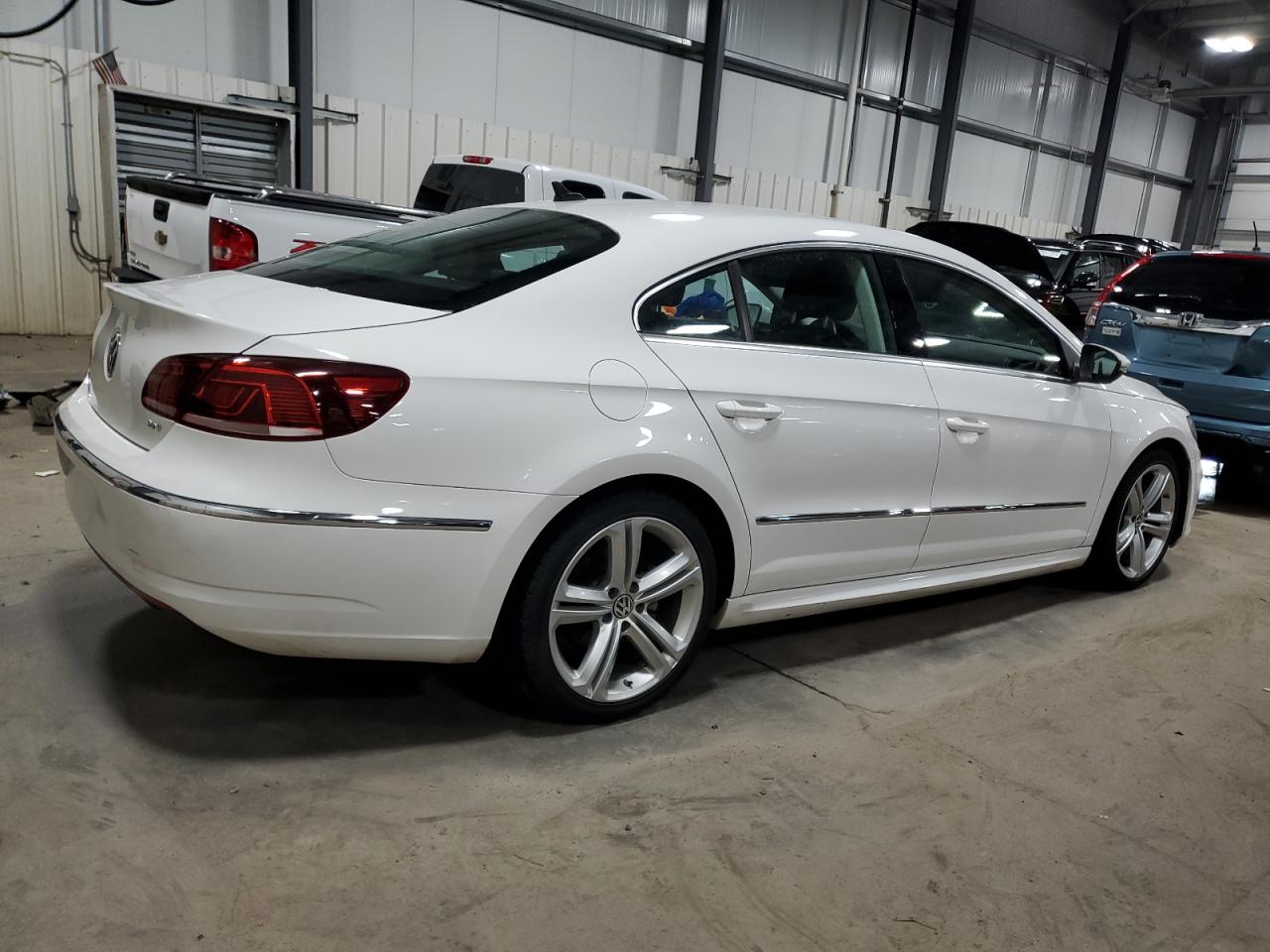 2013 Volkswagen Passat CC - Image 3
