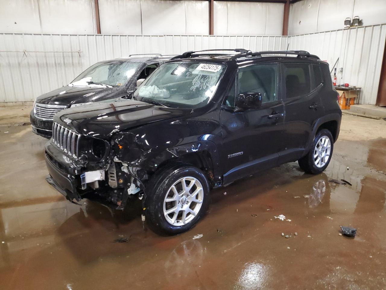 2019 Jeep Renegade Latitude zu verkaufen in Lansing, MI - Front End