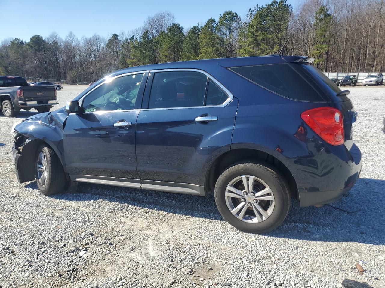 2015 Chevrolet Equinox - Image 2