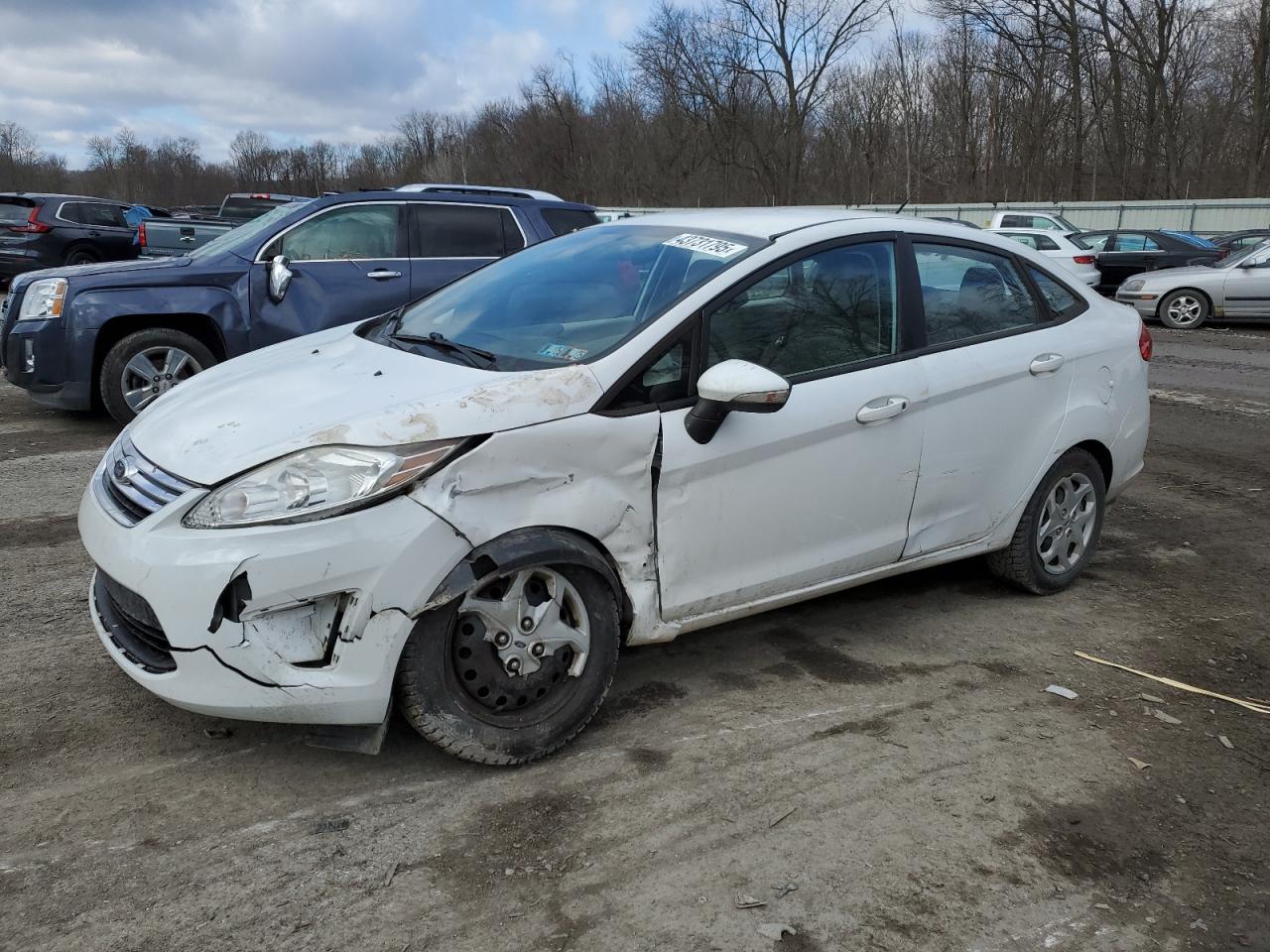 2013 Ford Fiesta - Image 1