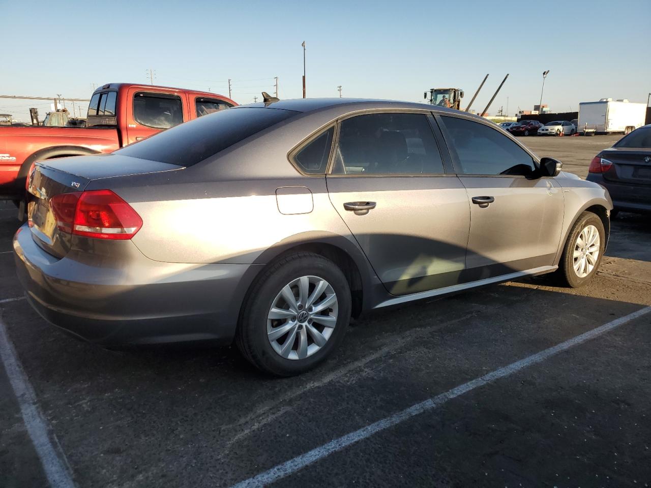 2015 Volkswagen Passat - Image 3
