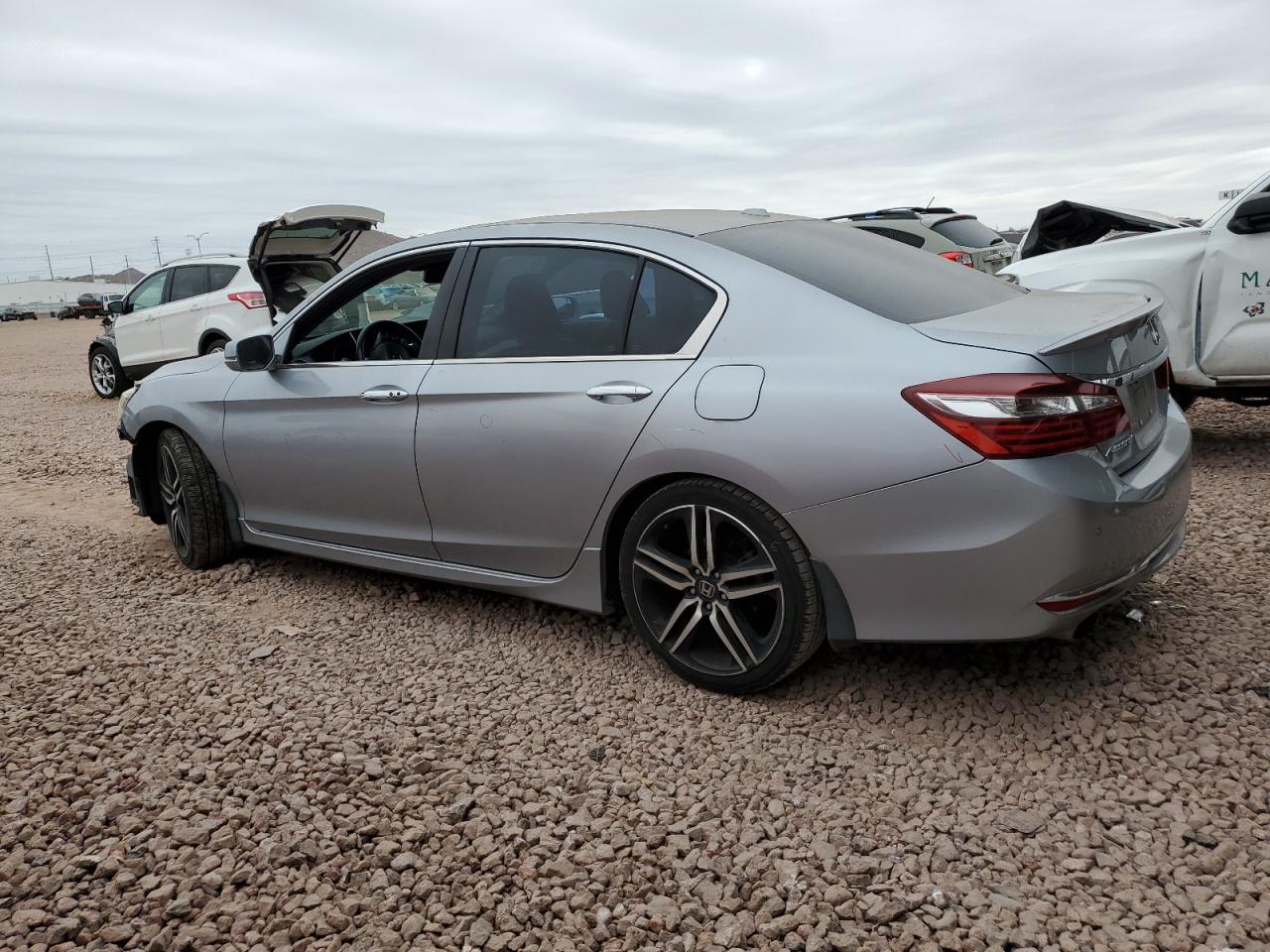 2016 Honda Accord - Image 2