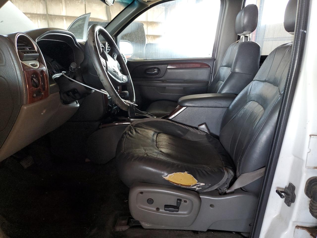 2002 GMC Envoy - Image 7