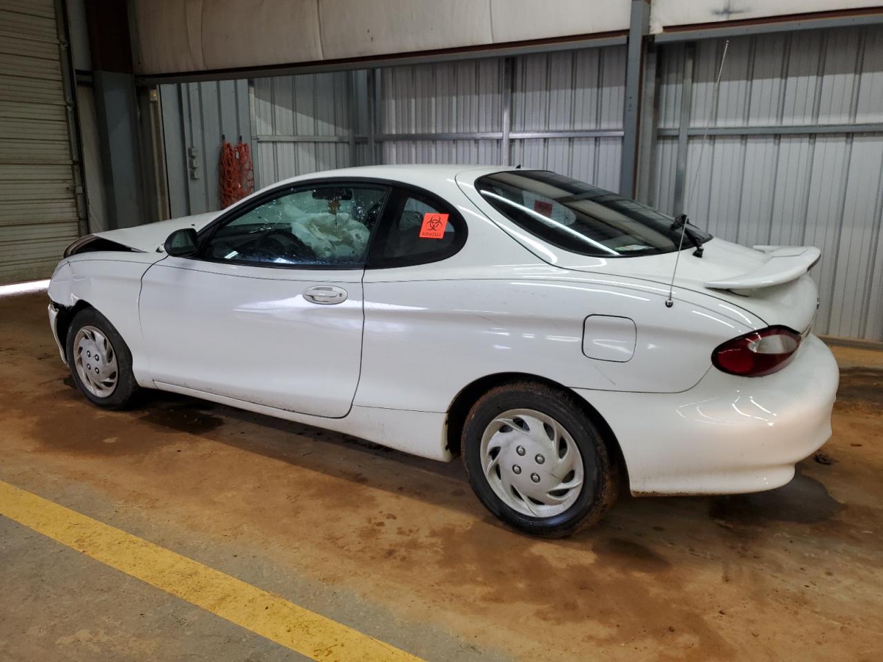 1997 Hyundai Tiburon - Image 2