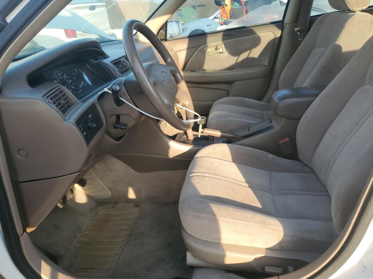 1999 Toyota Camry Ce VIN: 4T1BG22K6XU432864 Lot: 45885875