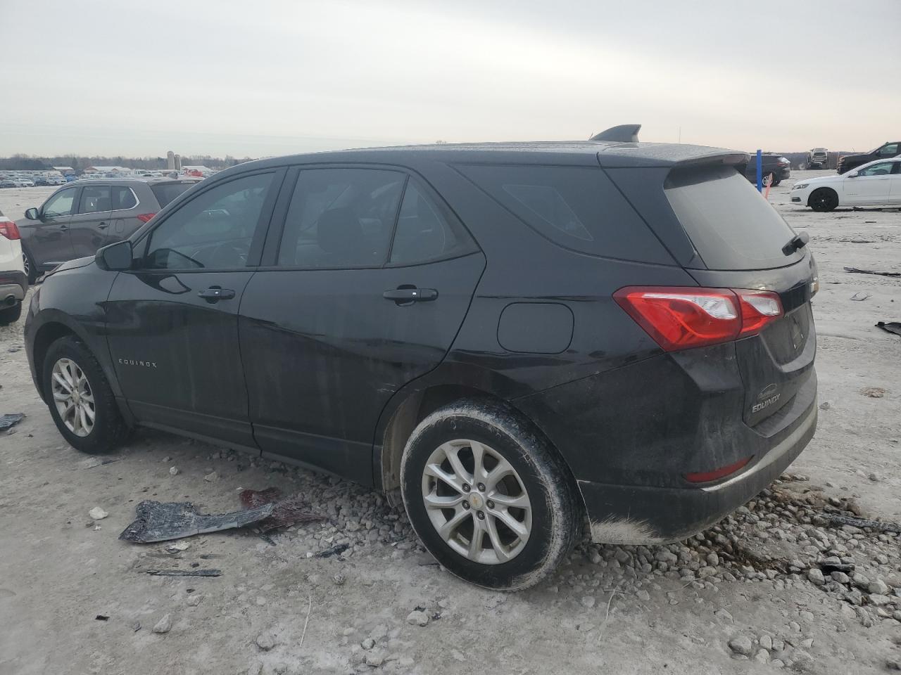 2018 Chevrolet Equinox - Image 2