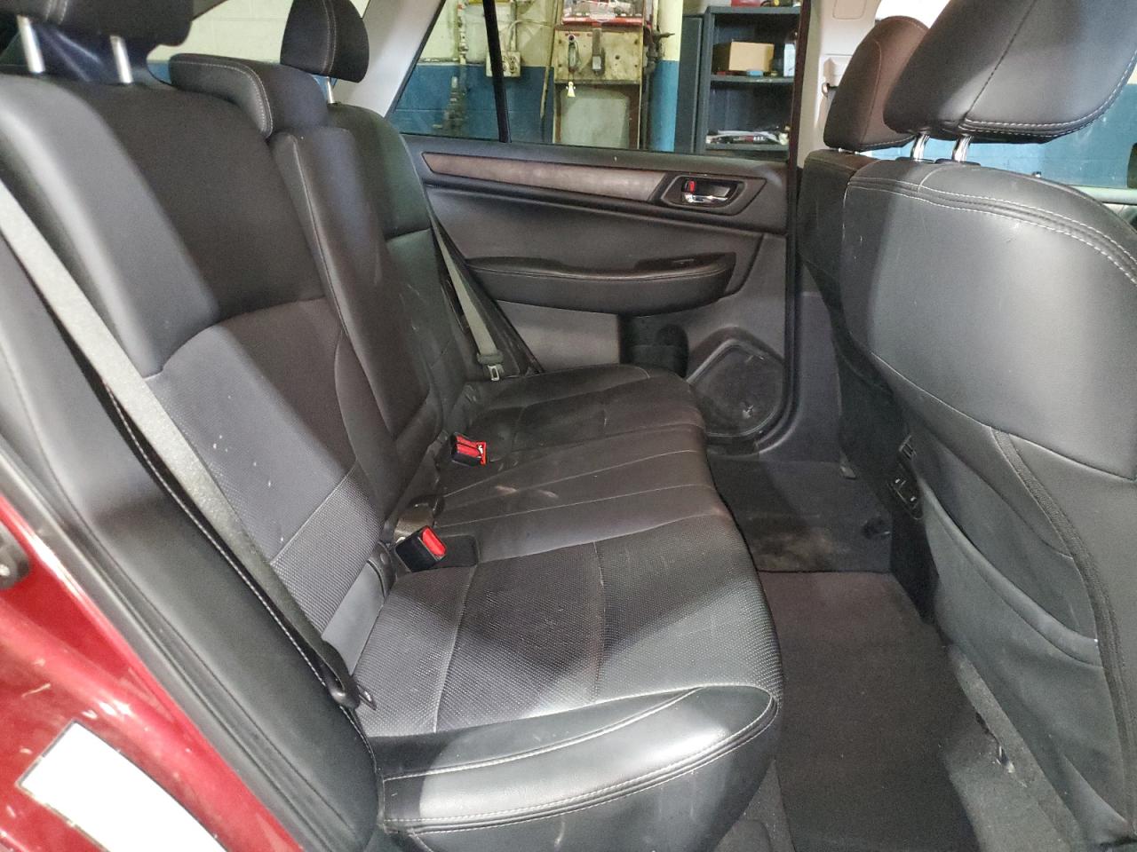 2015 Subaru Outback - Image 11