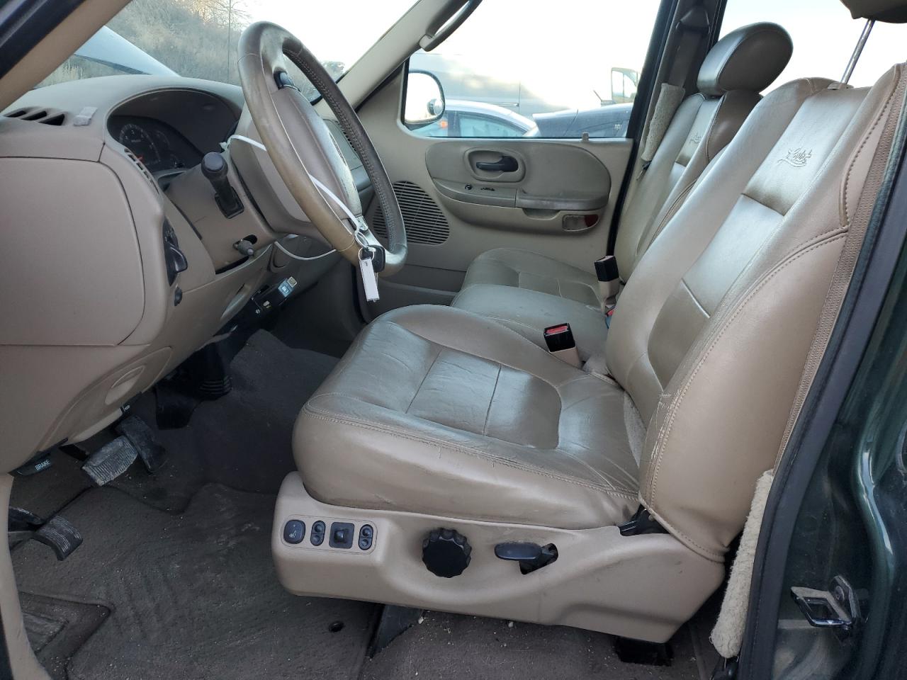 2002 Ford F-150 - Image 7