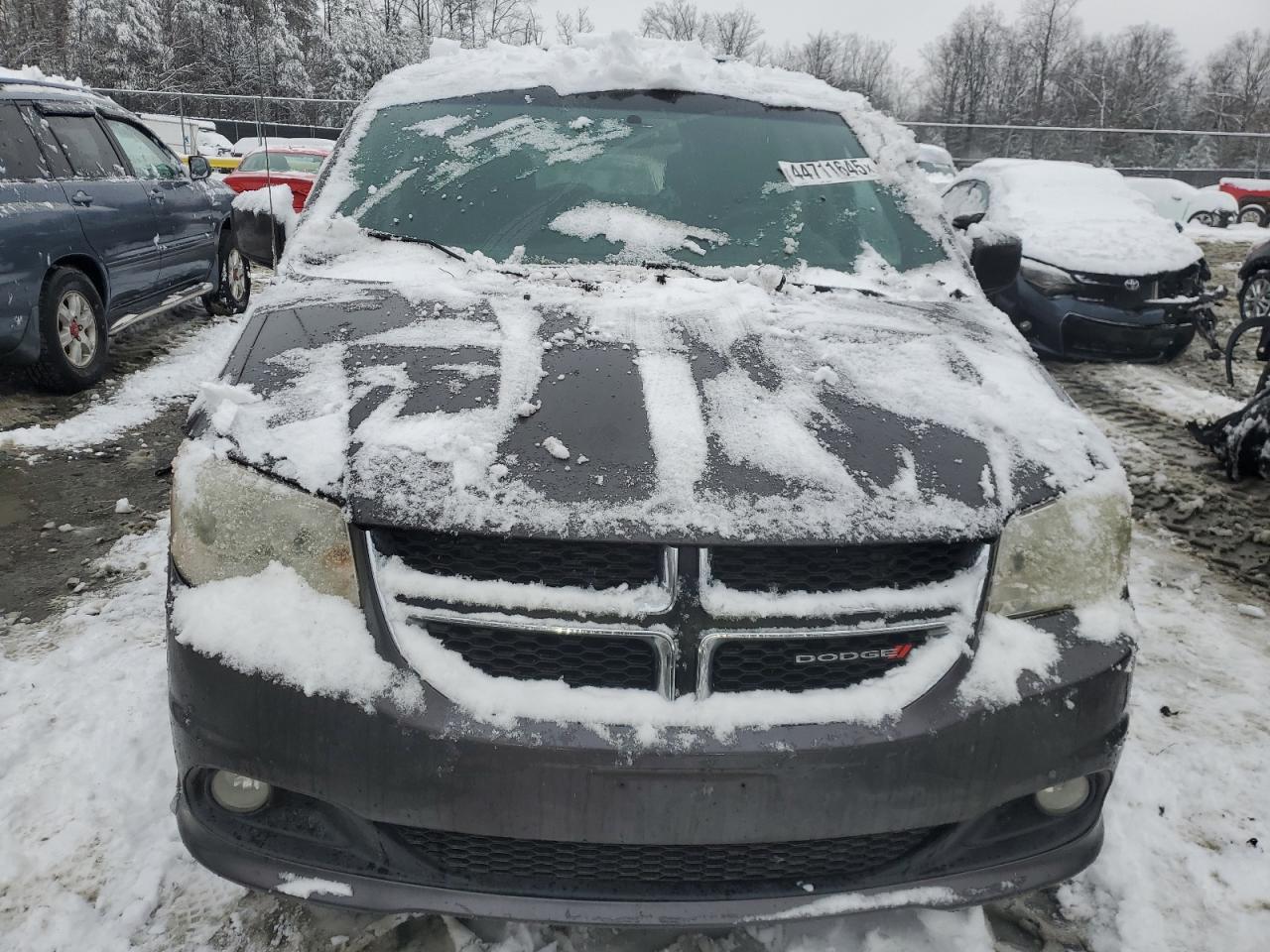 2017 Dodge Caravan - Image 5