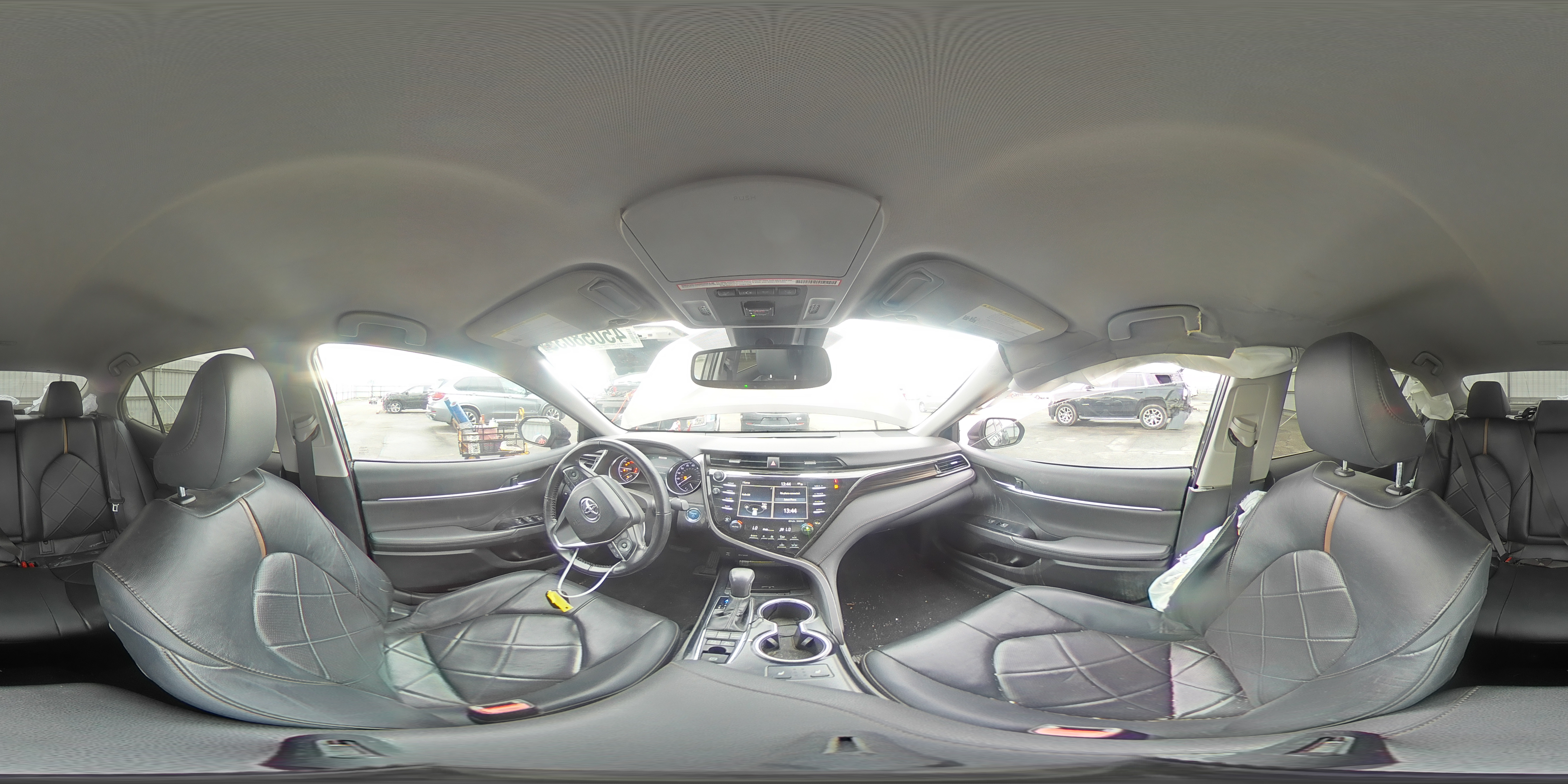 2019 Toyota Camry - Image 12