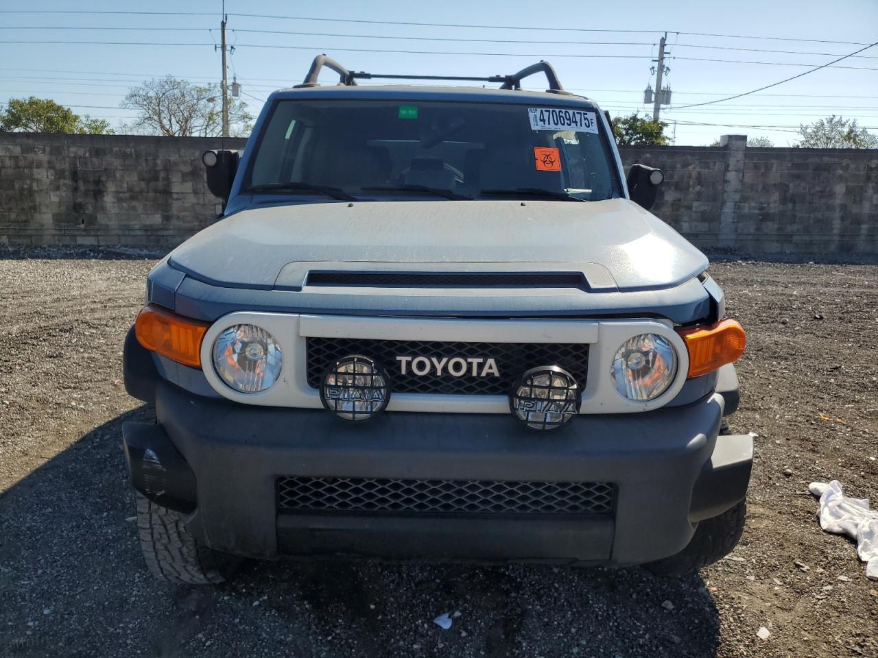 2014 Toyota FJ Cruiser - Image 5