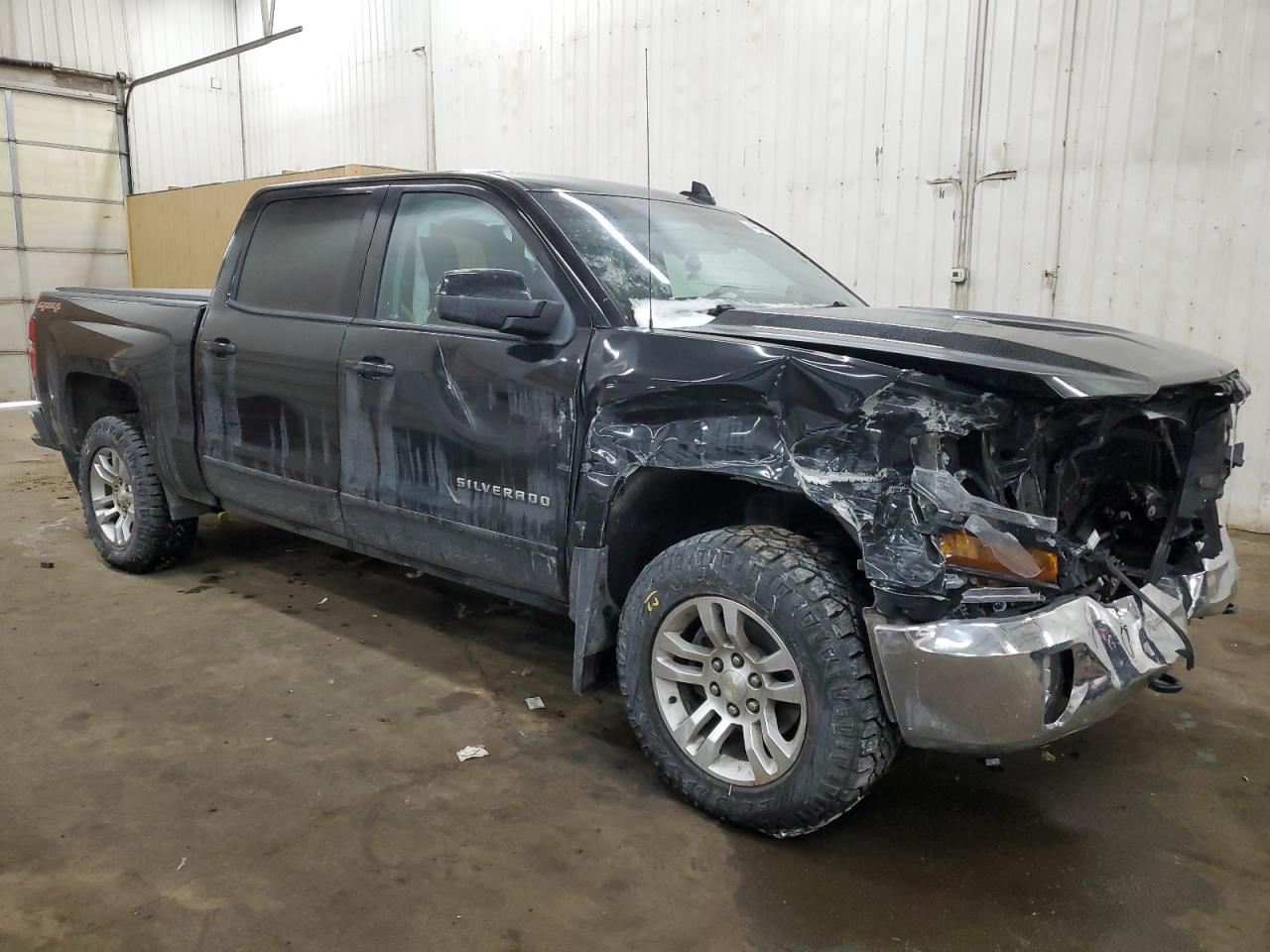 2016 Chevrolet Silverado - Image 4