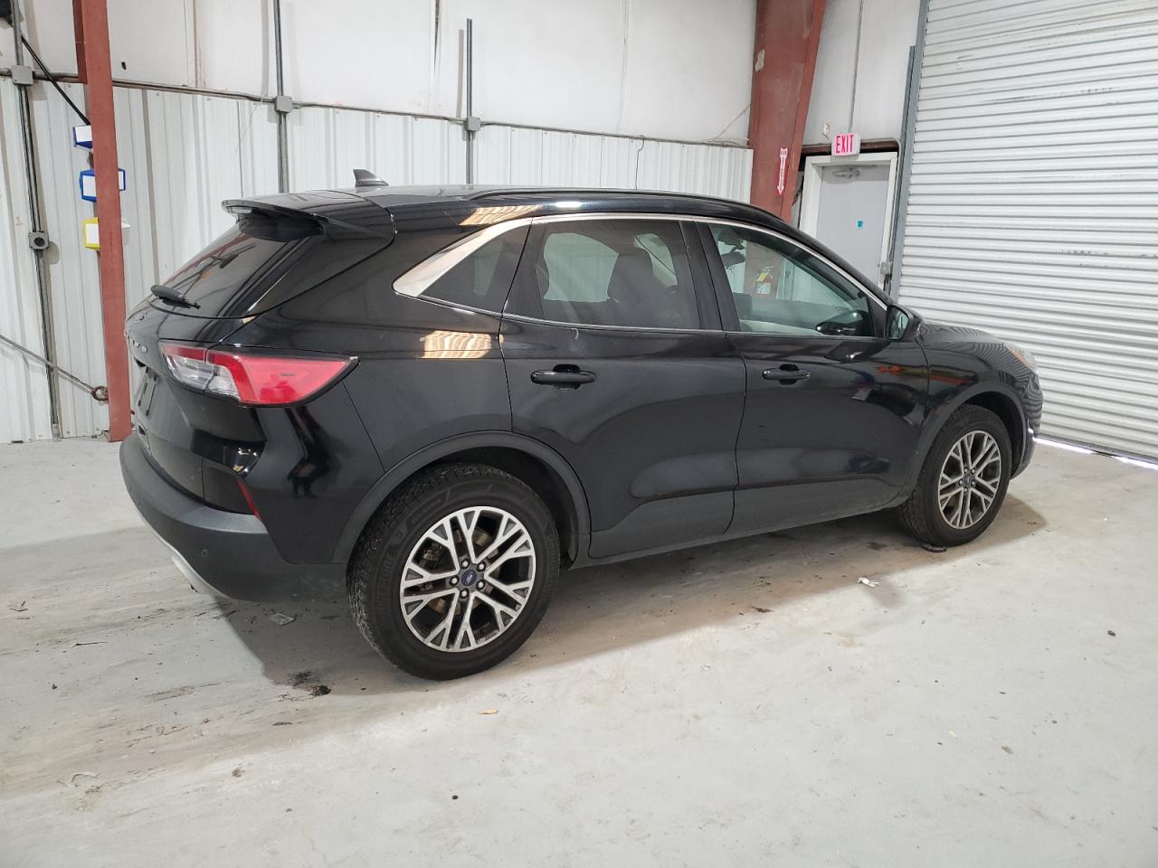 2021 Ford Escape - Image 3