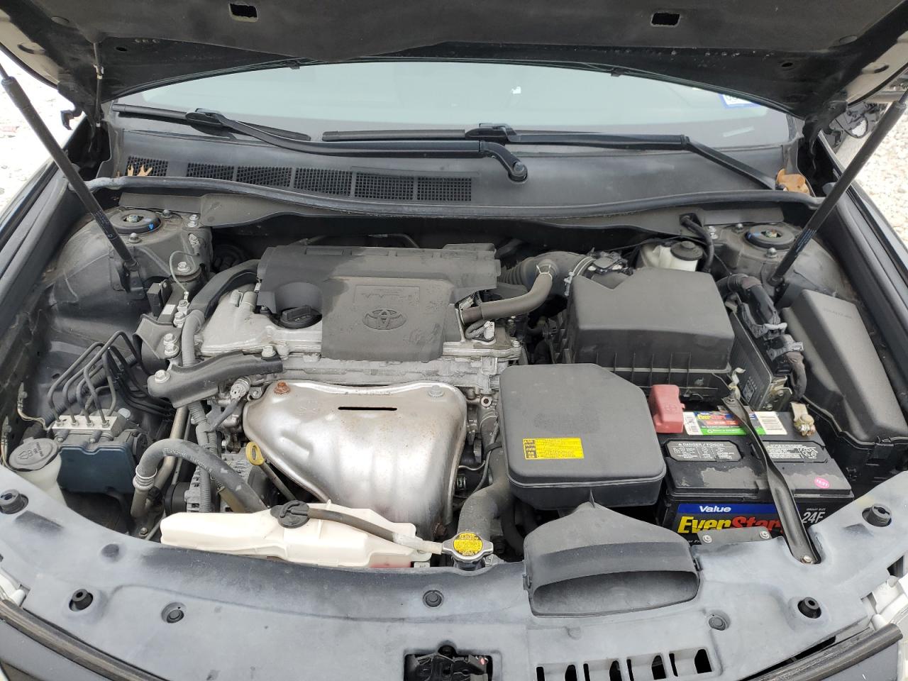 2014 Toyota Camry - Image 11