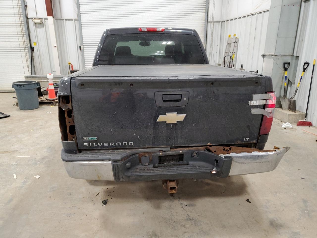 2010 Chevrolet Silverado - Image 6