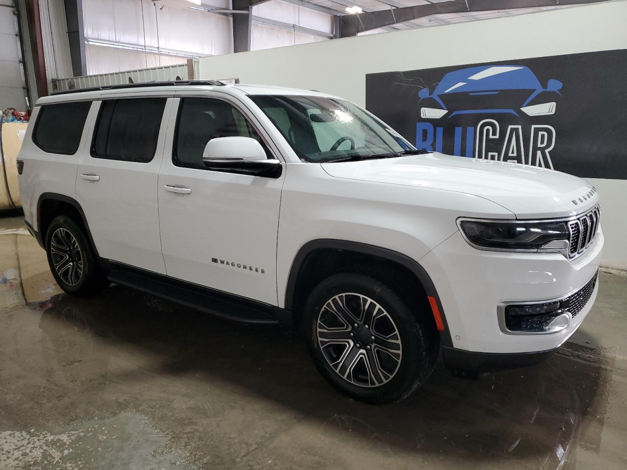 2022 Jeep Grand Wagoneer - Image 4
