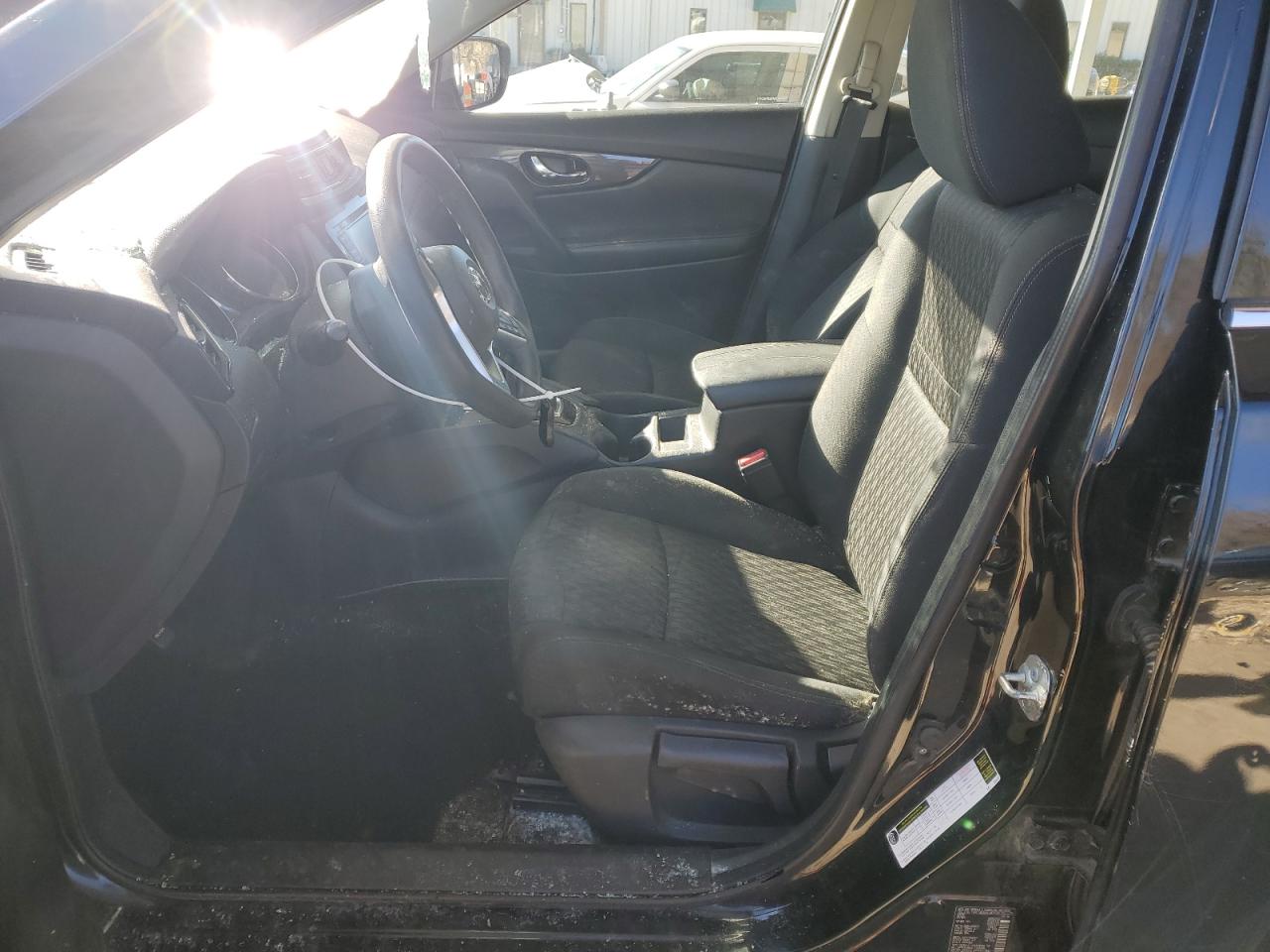 2018 Nissan Rogue - Image 7