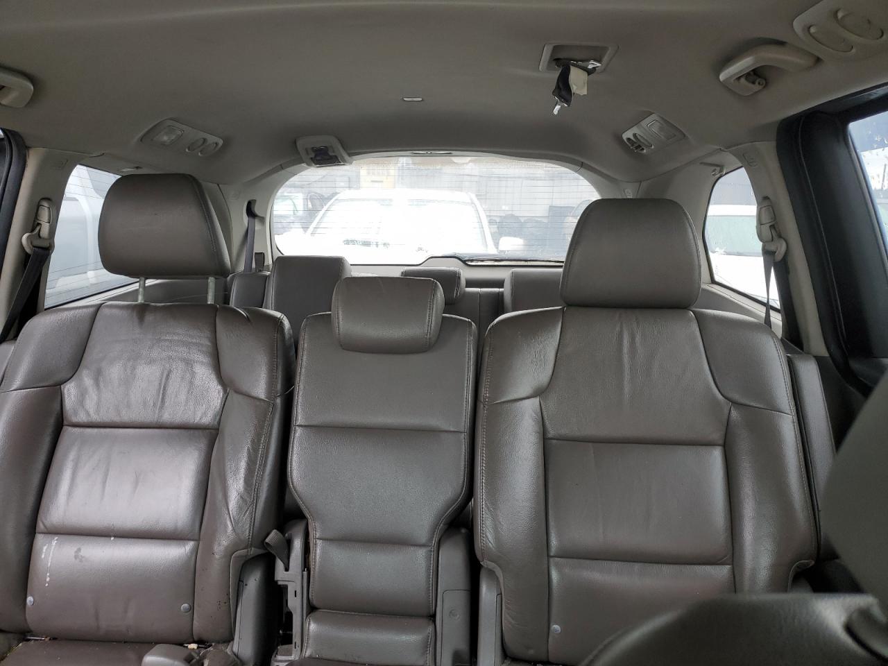 2013 Honda Odyssey - Image 10