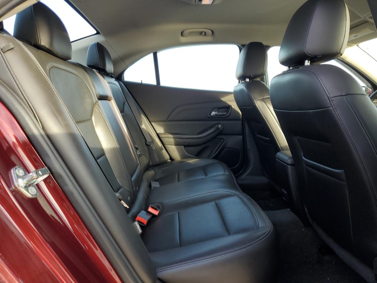 2015 Chevrolet Malibu - Image 10