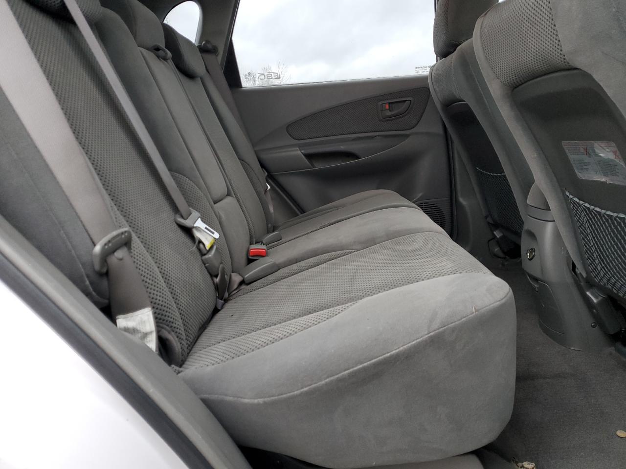 2007 Hyundai Tucson - Image 11