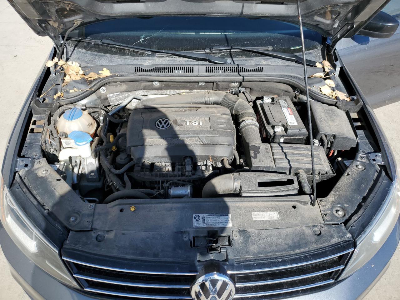 2016 Volkswagen Jetta - Image 11