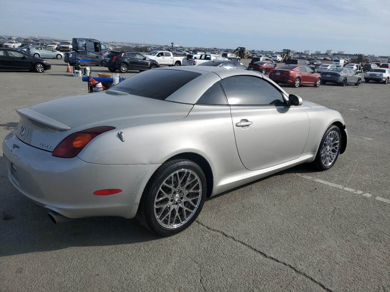 2002 Lexus SC - Image 3