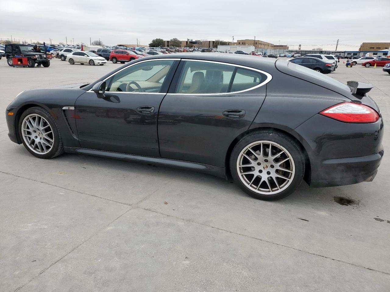 2010 Porsche Panamera - Image 2