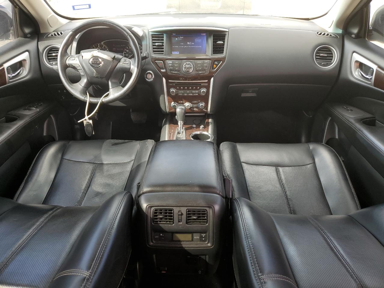 2015 Nissan Pathfinder - Image 8