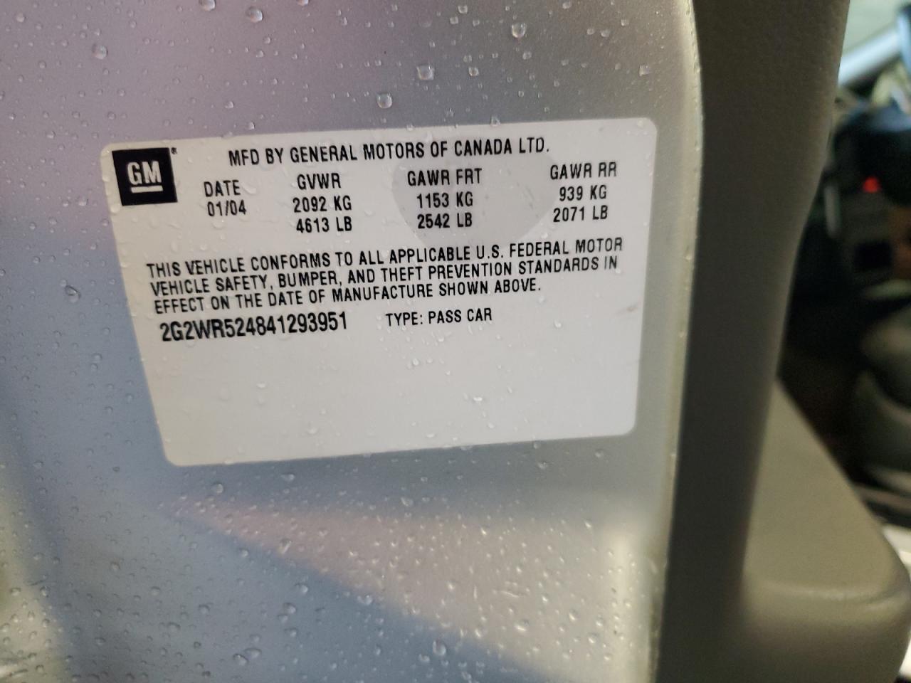 2004 Pontiac Grand Prix - Image 12