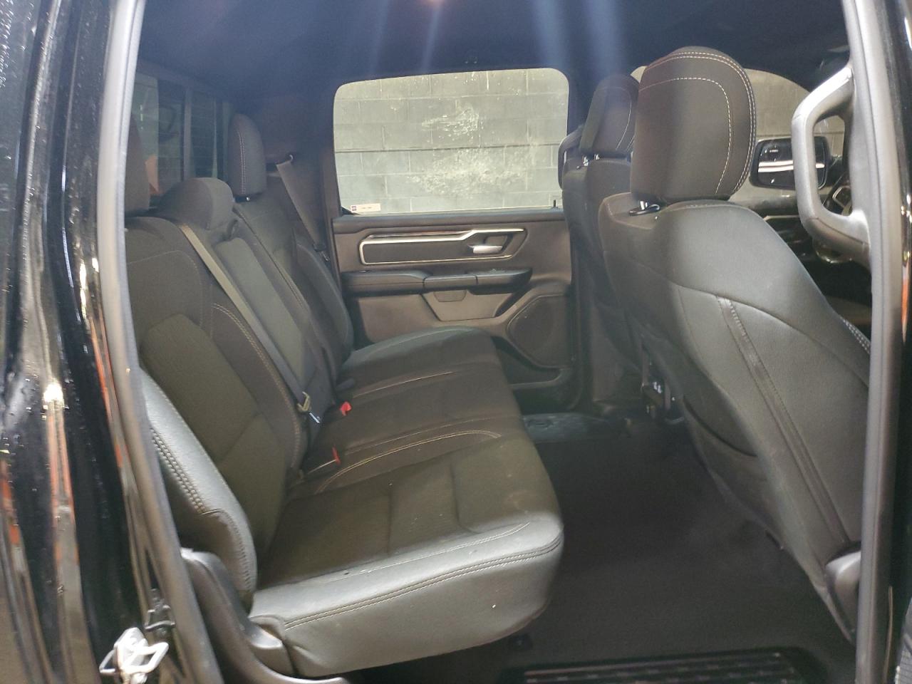 2021 RAM 1500 - Image 10