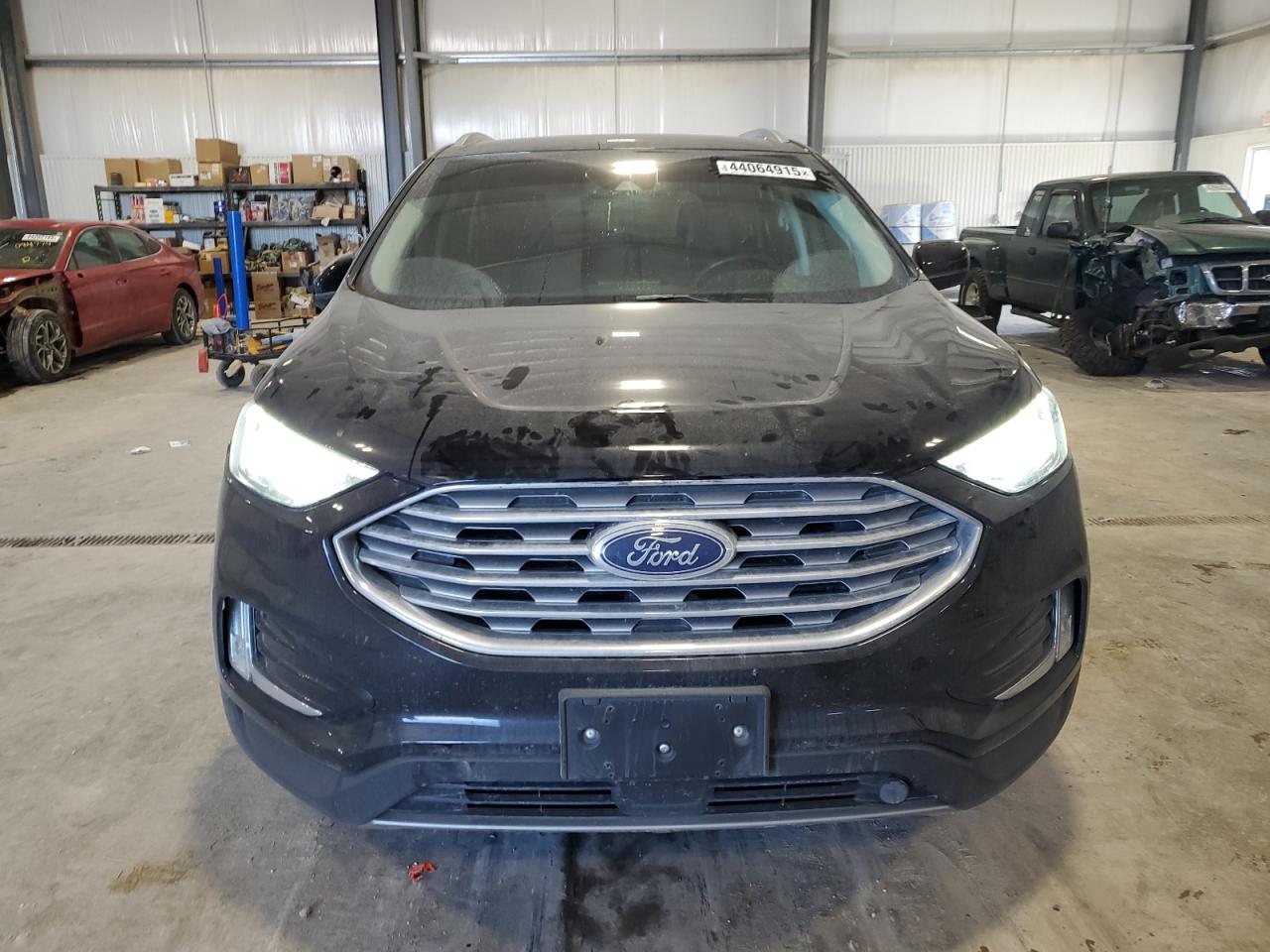 2021 Ford Edge - Image 5