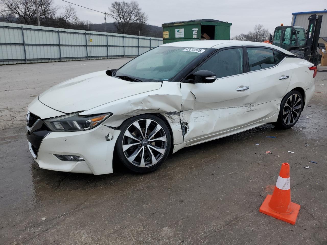 2016 Nissan Maxima - Image 1