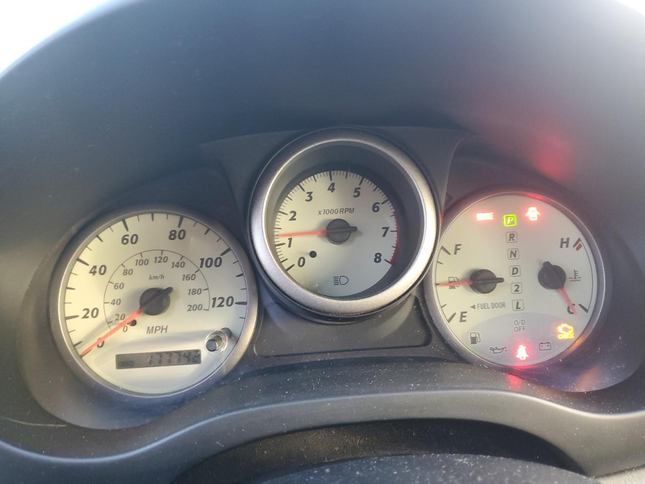 2001 Toyota RAV 4 - Image 9