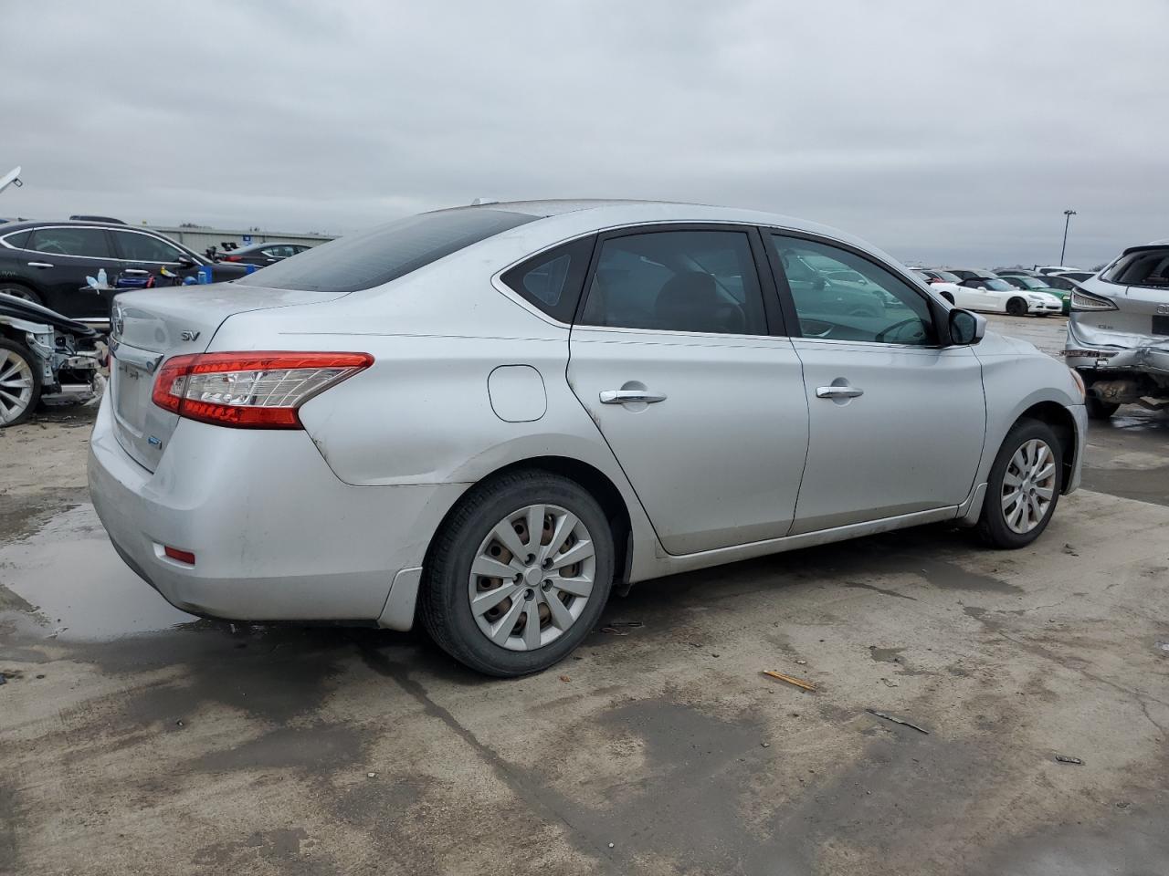 2013 Nissan Sentra - Image 3