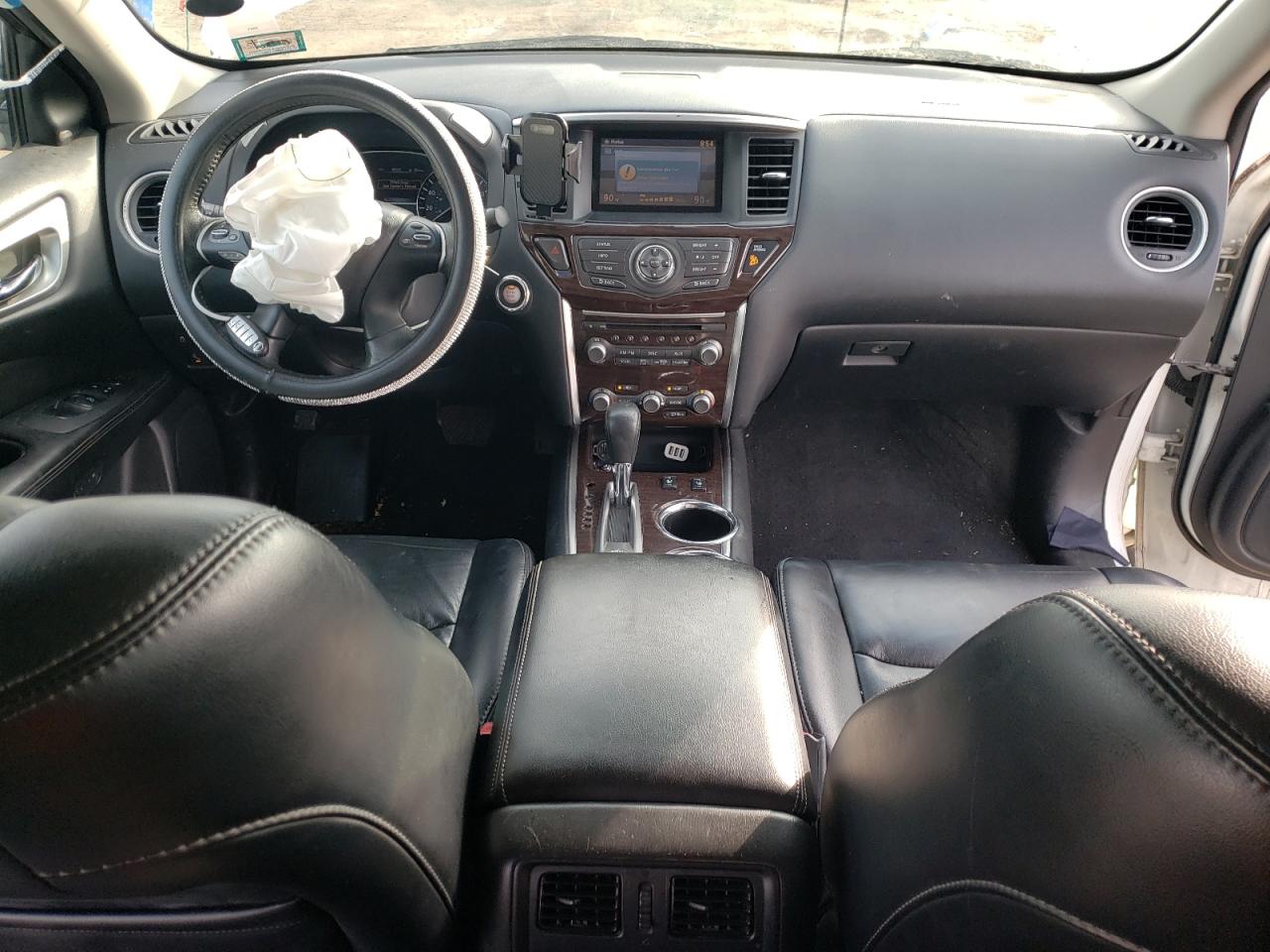 2015 Nissan Pathfinder - Image 8