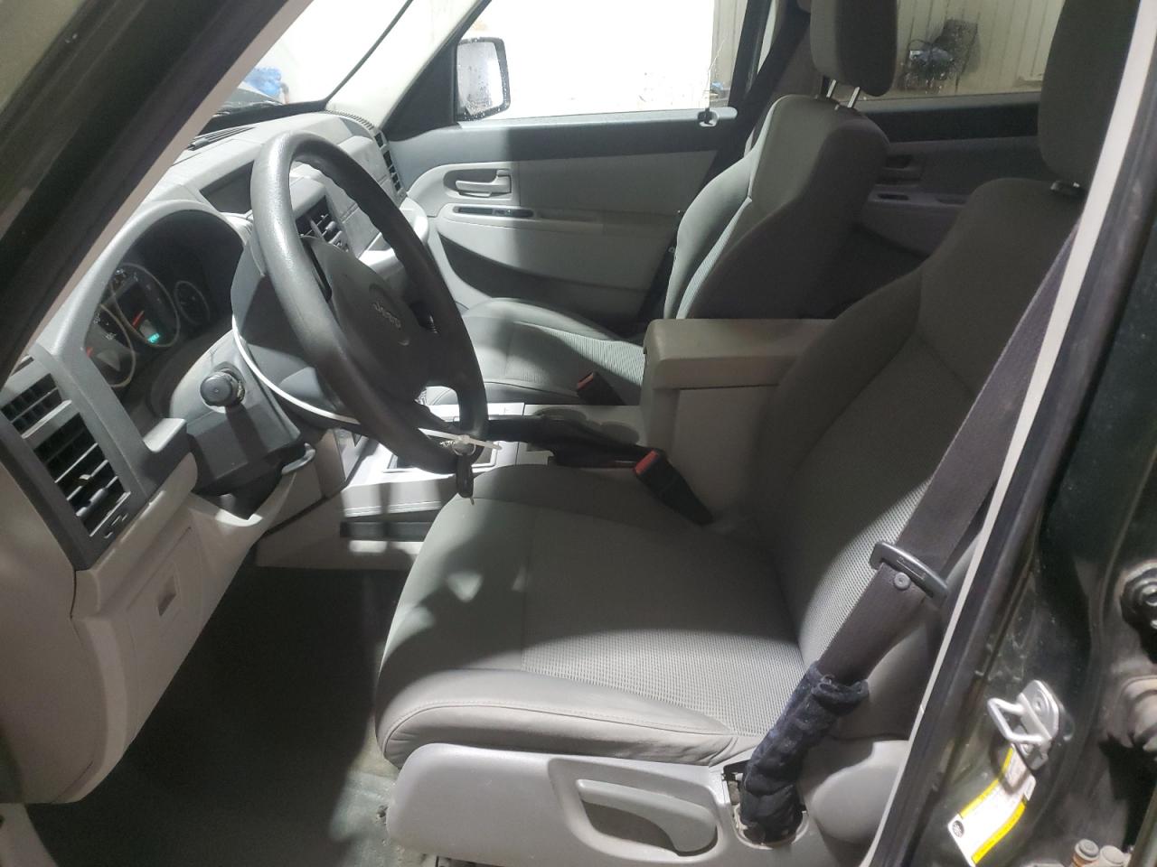 2008 Jeep Liberty (North America) - Image 7