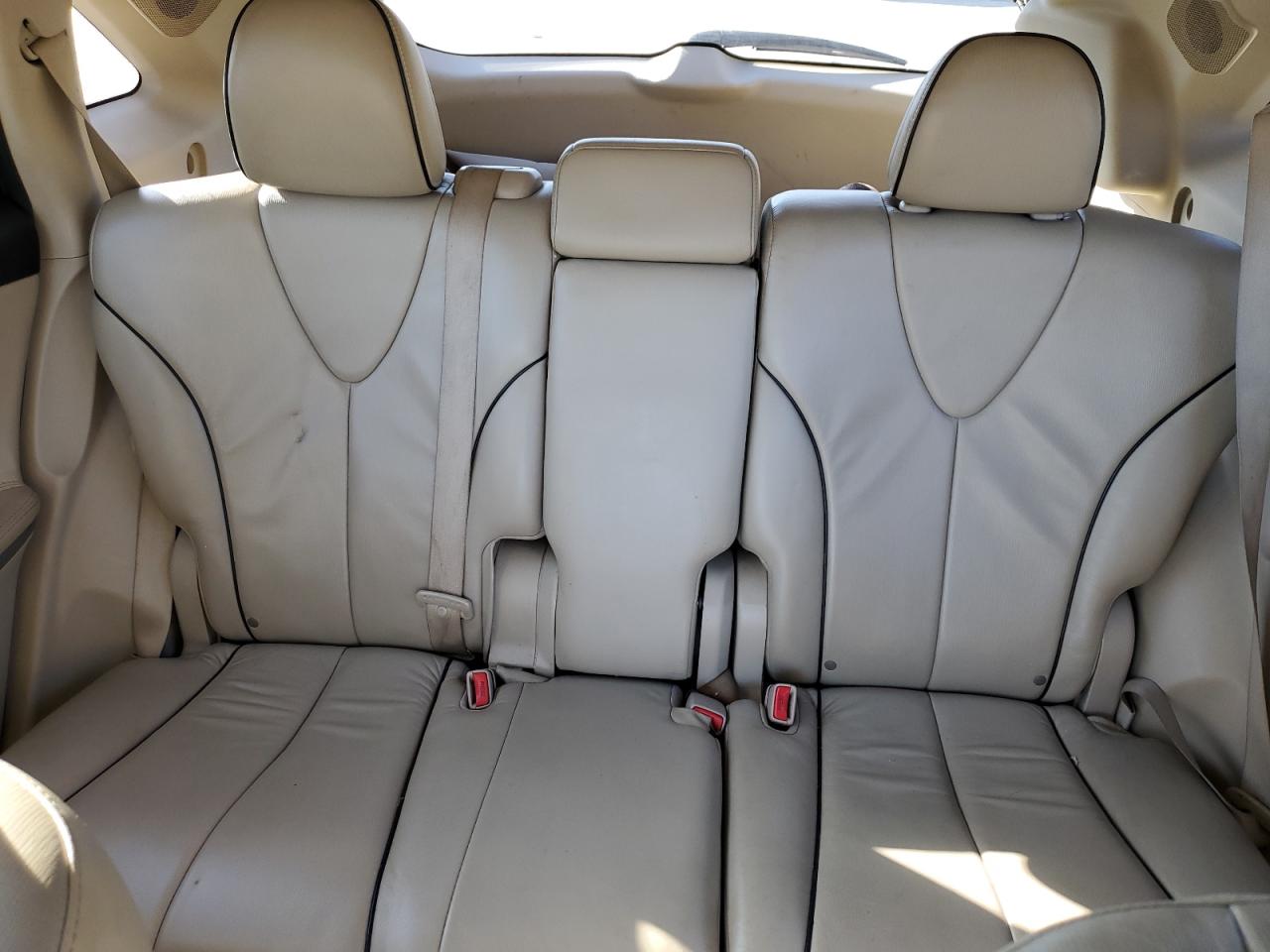 2010 Toyota Venza - Image 10