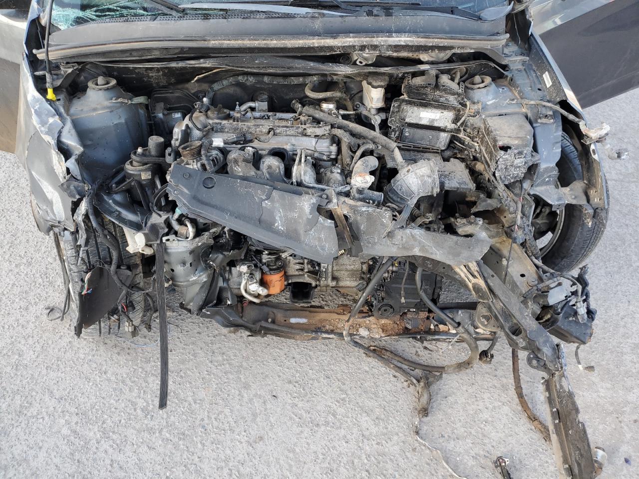 2013 Hyundai Accent - Image 13