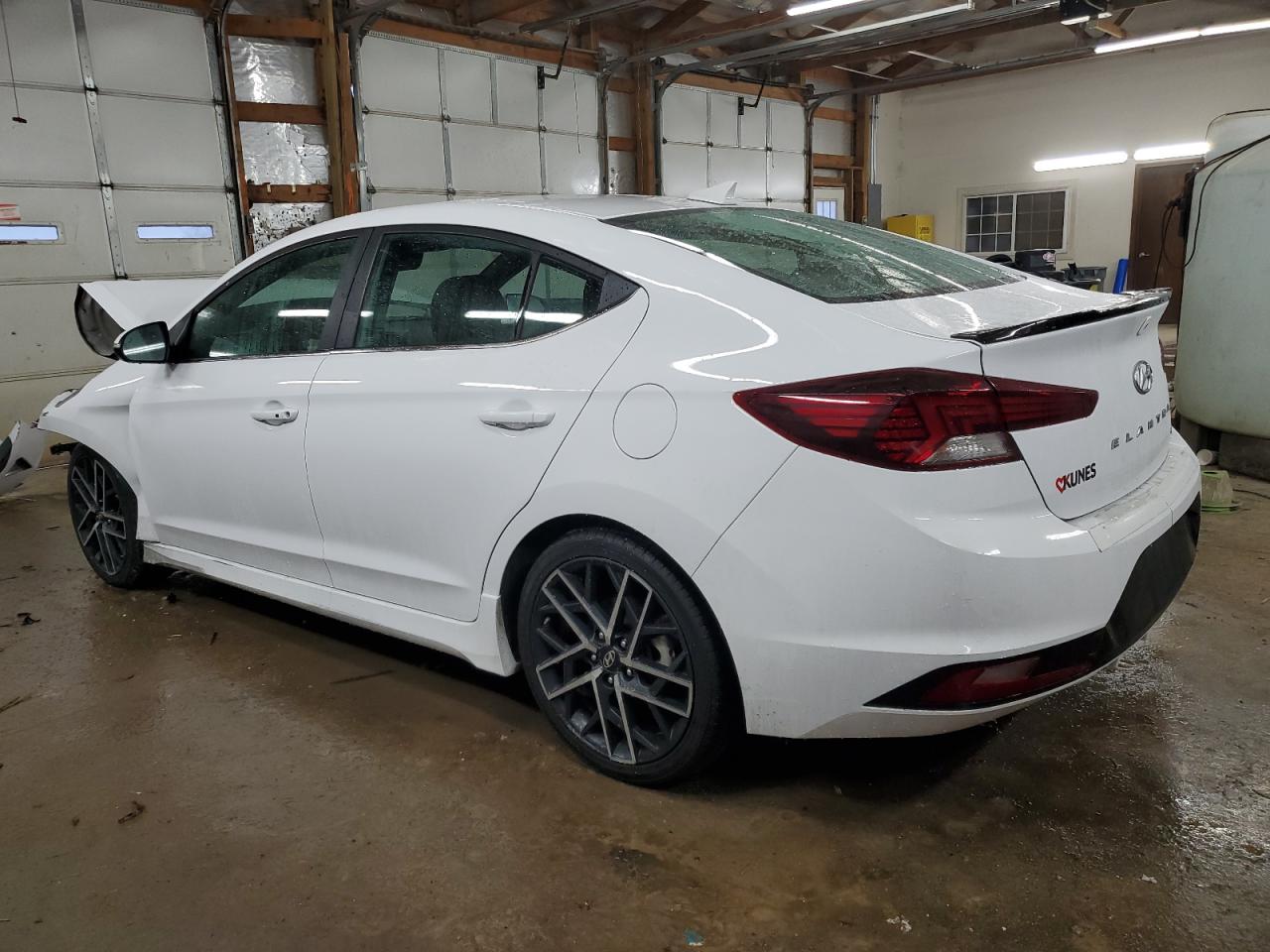 2019 Hyundai Elantra - Image 2