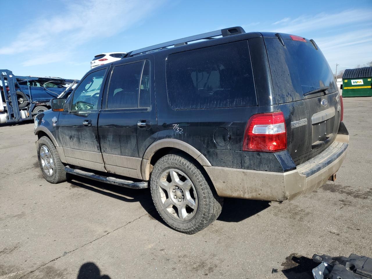 2013 Ford Expedition - Image 2