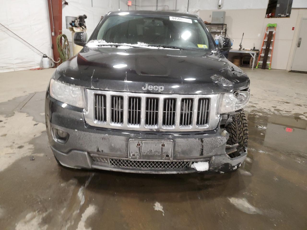 2012 Jeep Grand Cherokee - Image 5