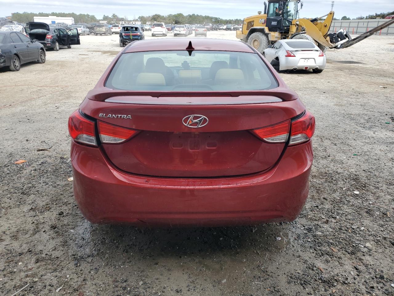 2013 Hyundai Elantra - Image 6