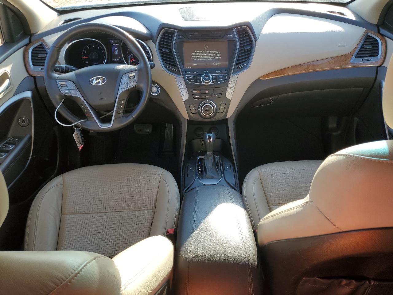 2014 Hyundai Santa Fe - Image 8