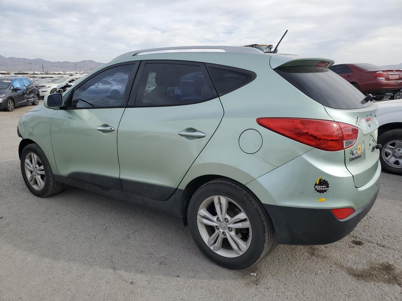 2011 Hyundai Tucson - Image 2
